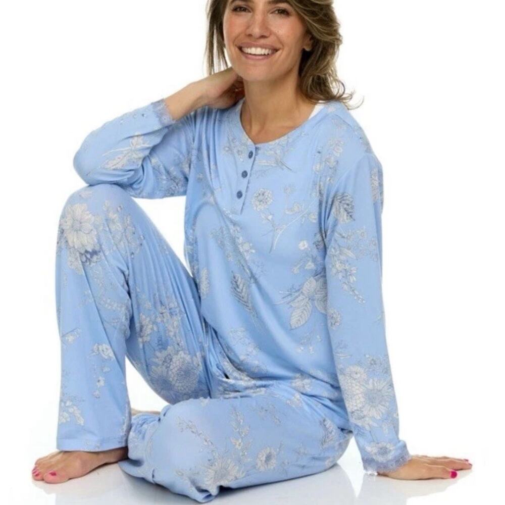 Flora Nikrooz 2 Piece Long Sleeve Henley Pajama‎ Set In Blue Floral Size Small